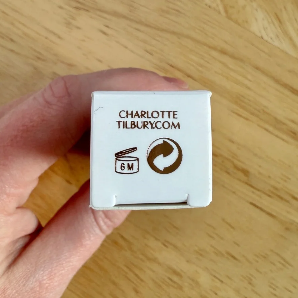 NWT NIB Charlotte Tilbury Beautiful Skin Concealer (13 Deep)